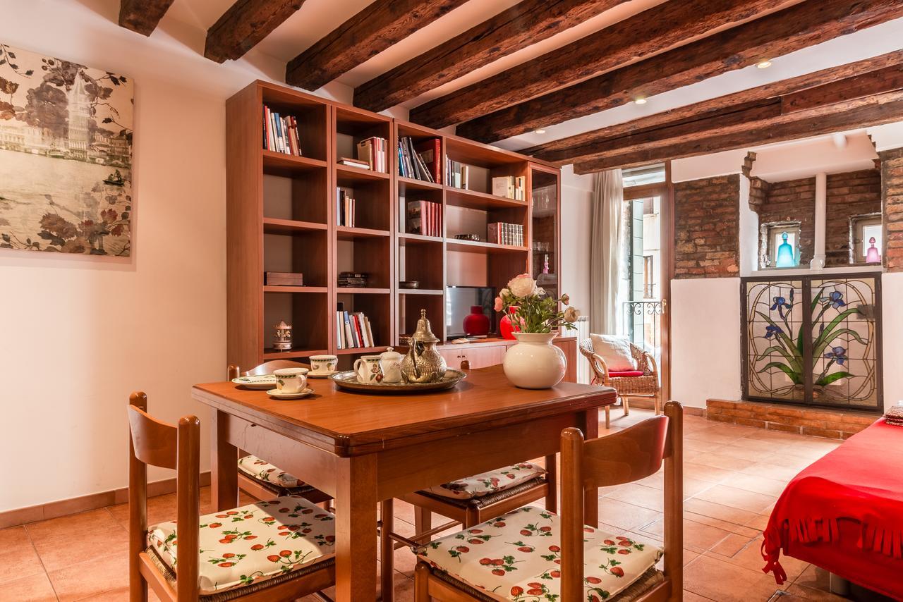 Venice Small Canal View In Boutique Apartment 외부 사진